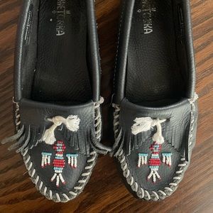 Minnetonka Thunderbird moccasins